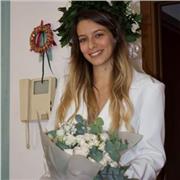 Laureata con 110 e lode in mediazione linguistica di offre per ripetizioni in inglese e francese